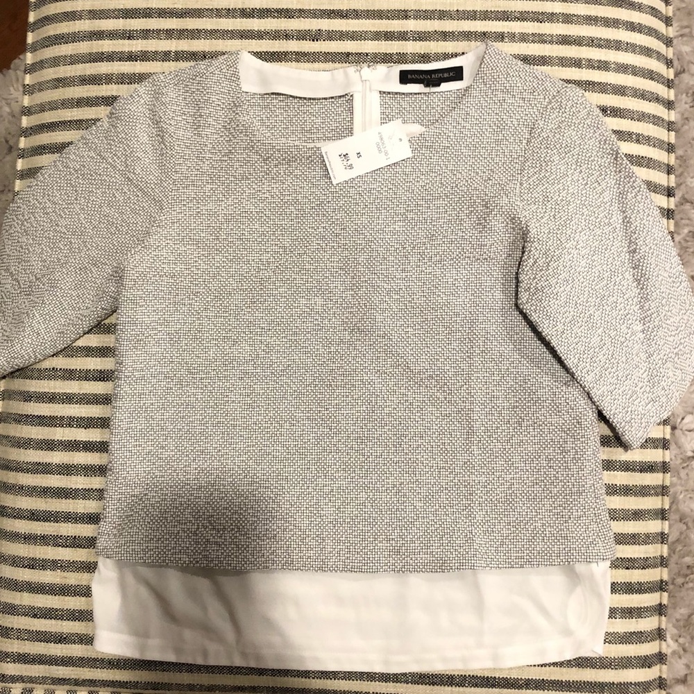 Banana Republic size XS Top !!NWT!!